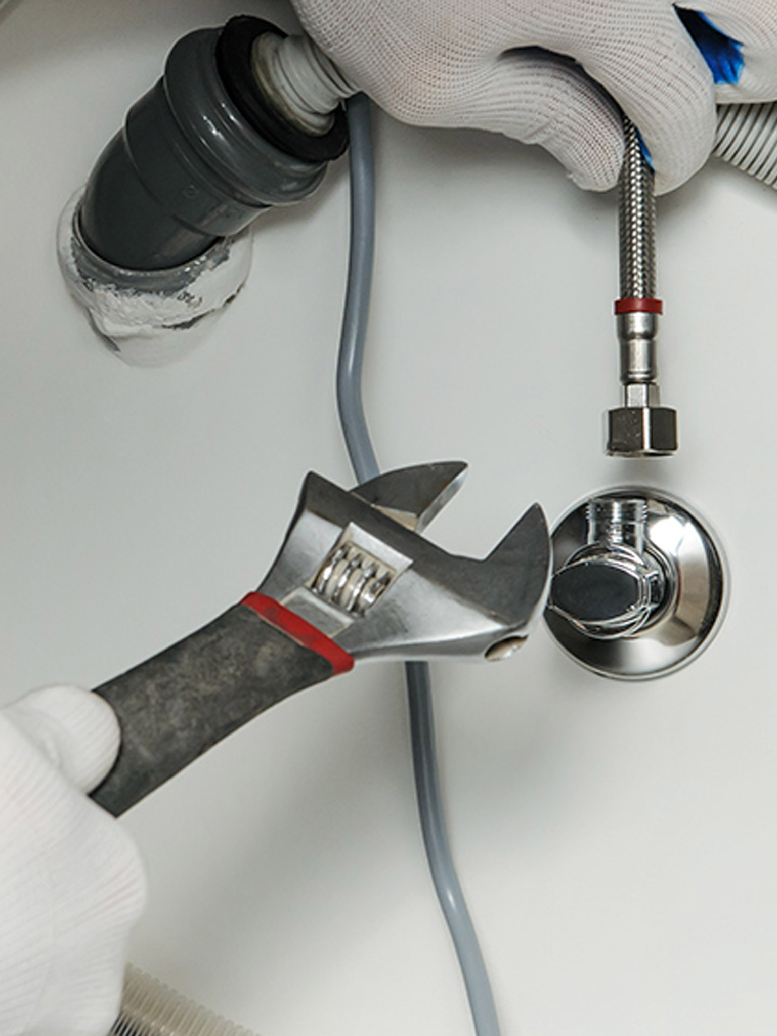 İstanbul’da Klozet Taharet Musluğu ve Bağlantılarında Su Sızıntısı Onarımı