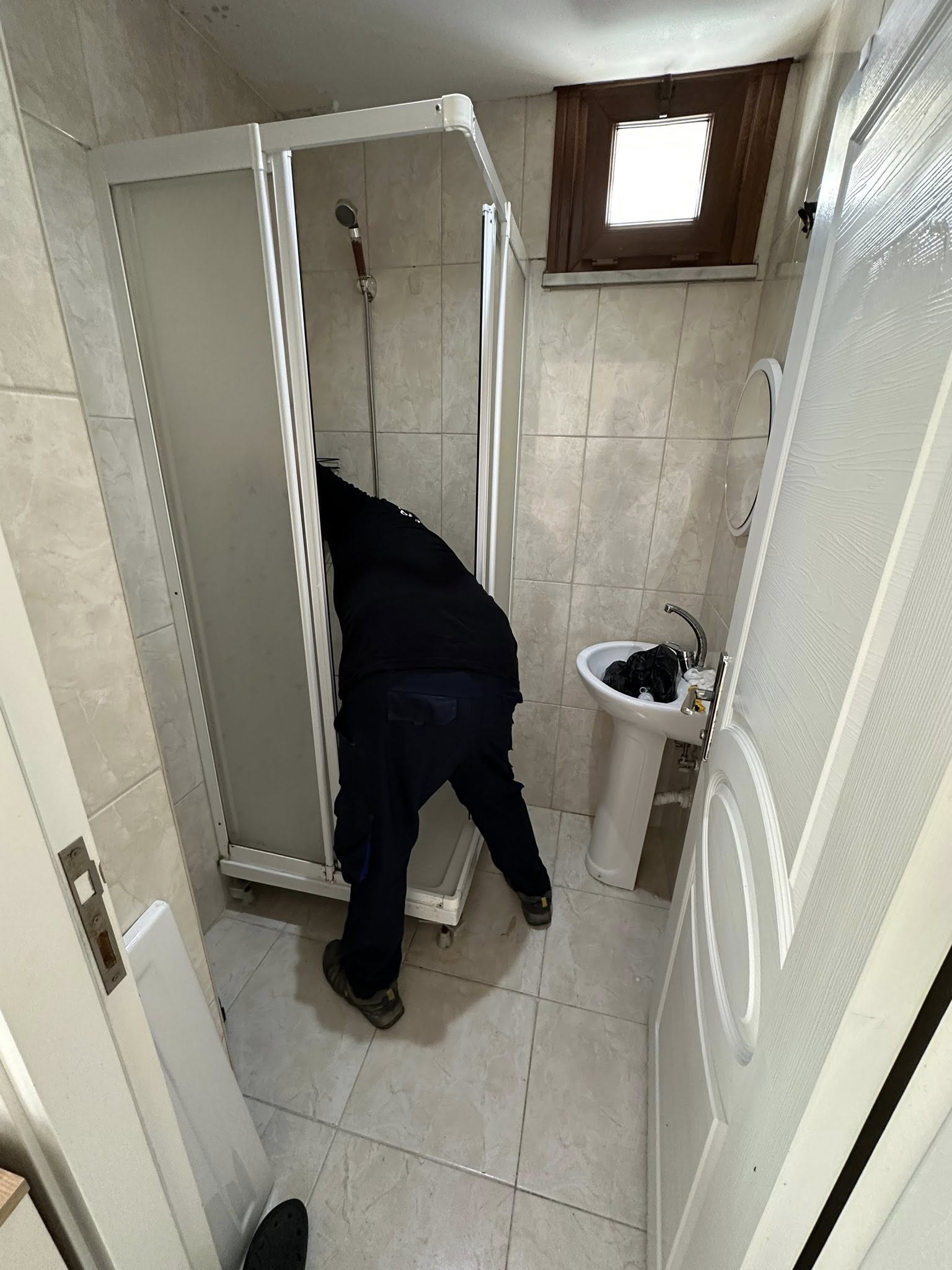 İstanbul’da Su Tesisatında Basınç Düşüklüğü Problemleri ve Profesyonel Çözüm Uygulamaları